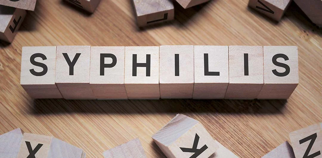 原课程讲首照片:木块拼出的SYPHILIS(梅毒)