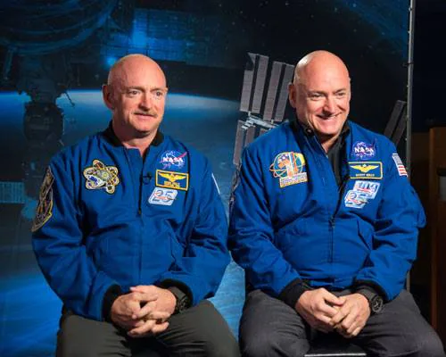 同卵双胞胎宇航员Scott Kelly和Mark Kelly